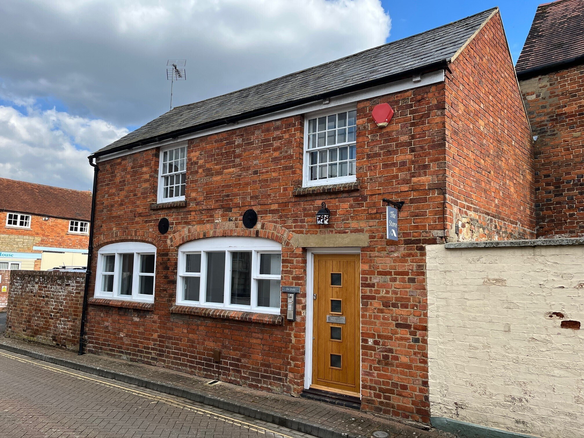 New St, Milton Keynes for sale Building Photo- Image 1 of 9