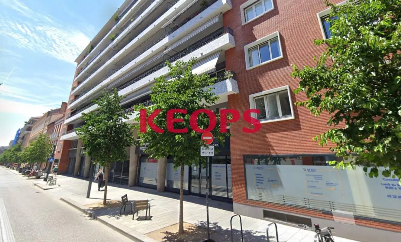 Office in Toulouse to rent Building Photo- Image 1 of 8