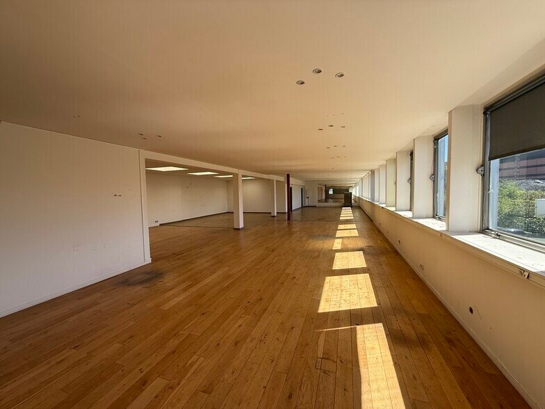 55 Chemin Des Vignes, Bobigny to rent - Interior Photo - Image 3 of 10