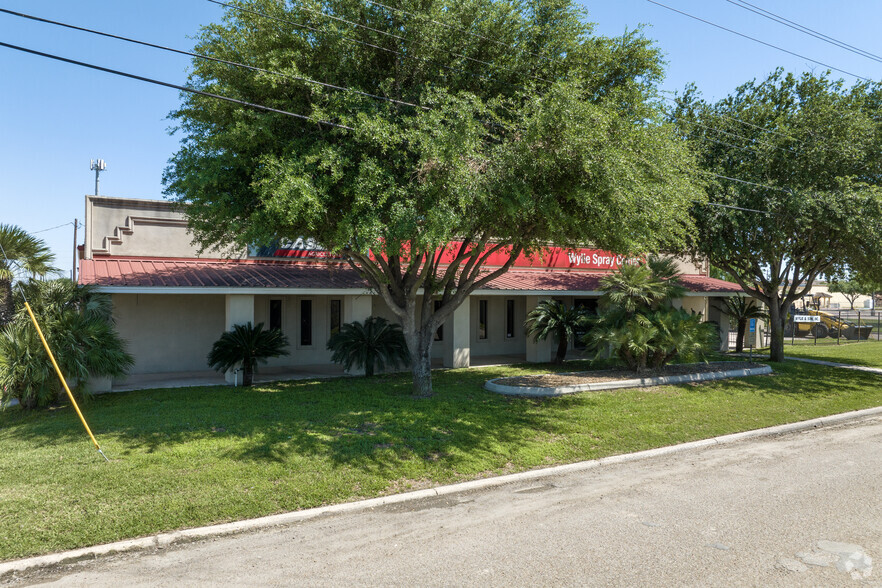 1718 S 28th Ave, Edinburg, TX for rent - Building Photo - Image 2 of 24