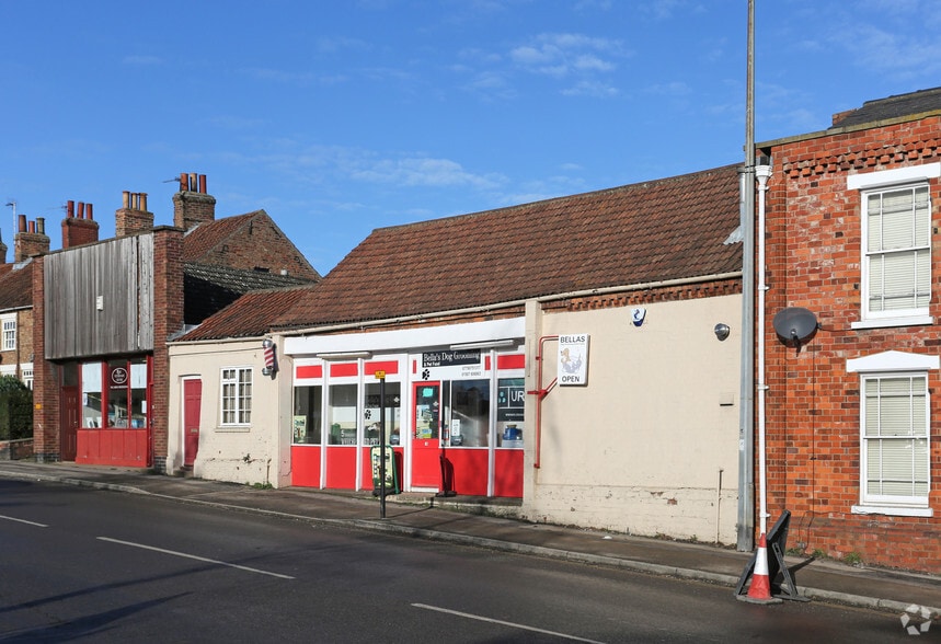 19 Newmarket, Louth to rent - Building Photo - Image 2 of 3