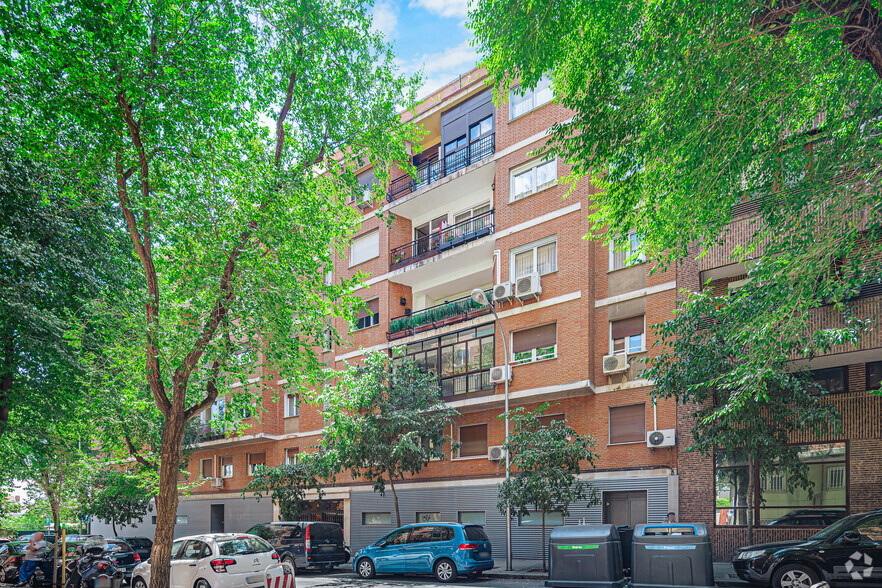 Calle de Esteban Terradas, 8, Madrid, Madrid for sale - Building Photo - Image 2 of 2