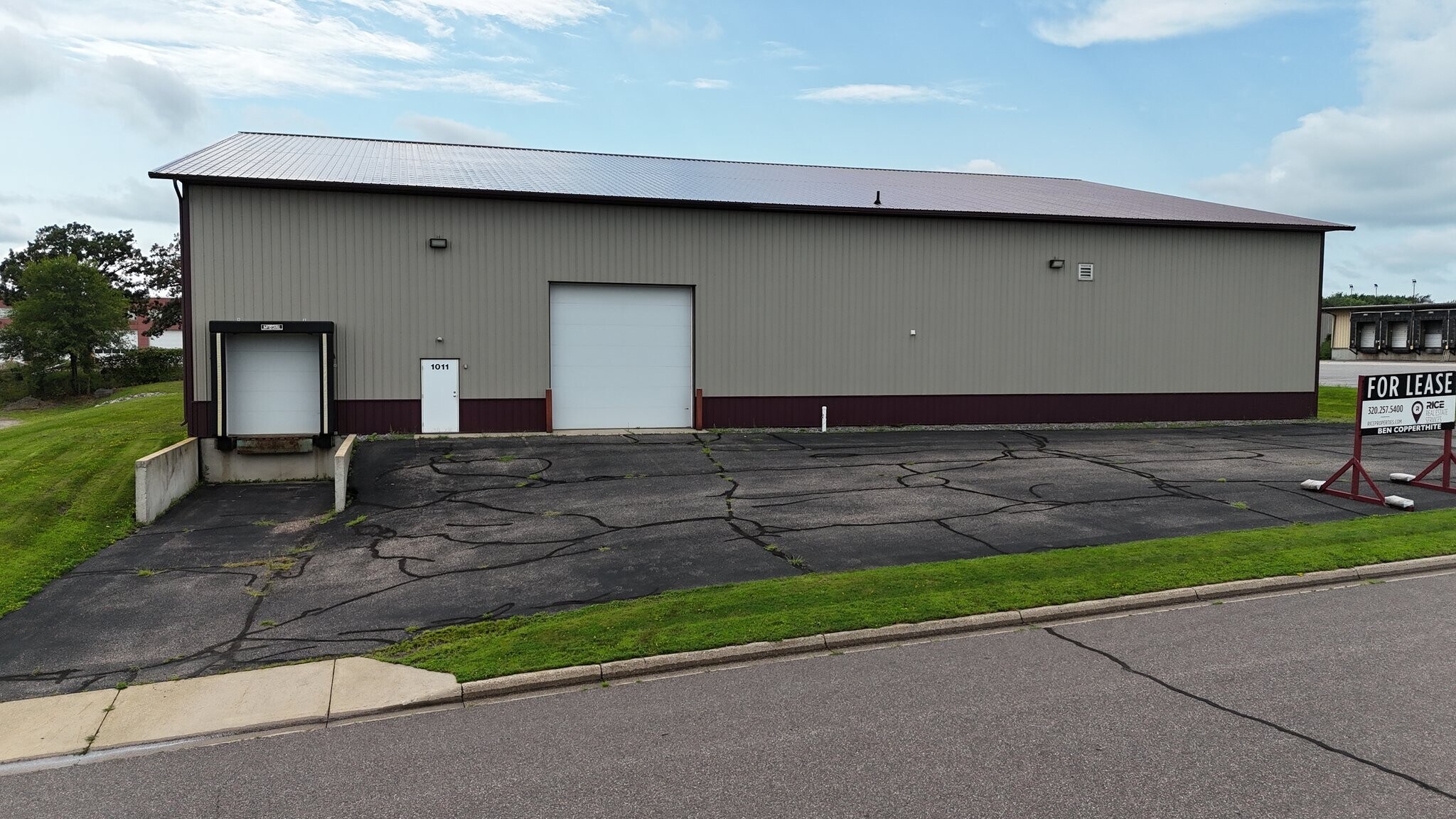 1011 13th Ave N, Sauk Rapids, MN to rent Building Photo- Image 1 of 12