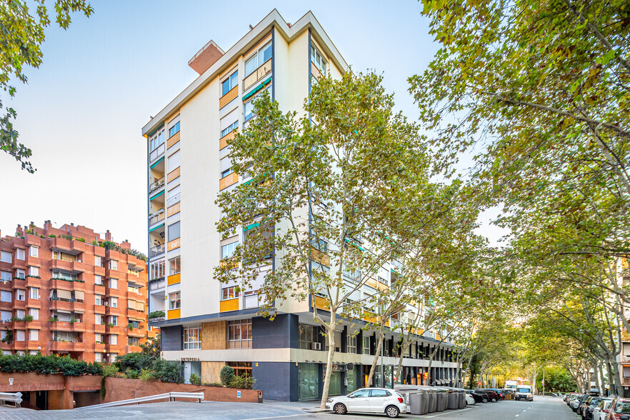 Carrer De Benet Mateu, Barcelona, Barcelona for sale - Primary Photo - Image 1 of 1