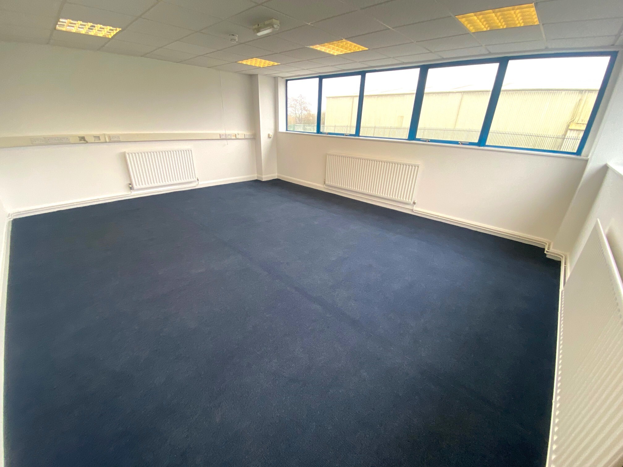 Duttons Way, Blackburn to rent Interior Photo- Image 1 of 4