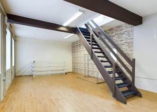 1 Sugarhouse Quay, Newry to rent Interior Photo- Image 1 of 9