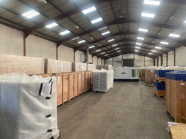 Hixon Airfield, Hixon to rent - Interior Photo - Image 3 of 4