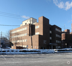 Office in Kingston, NY for sale Primary Photo- Image 1 of 1