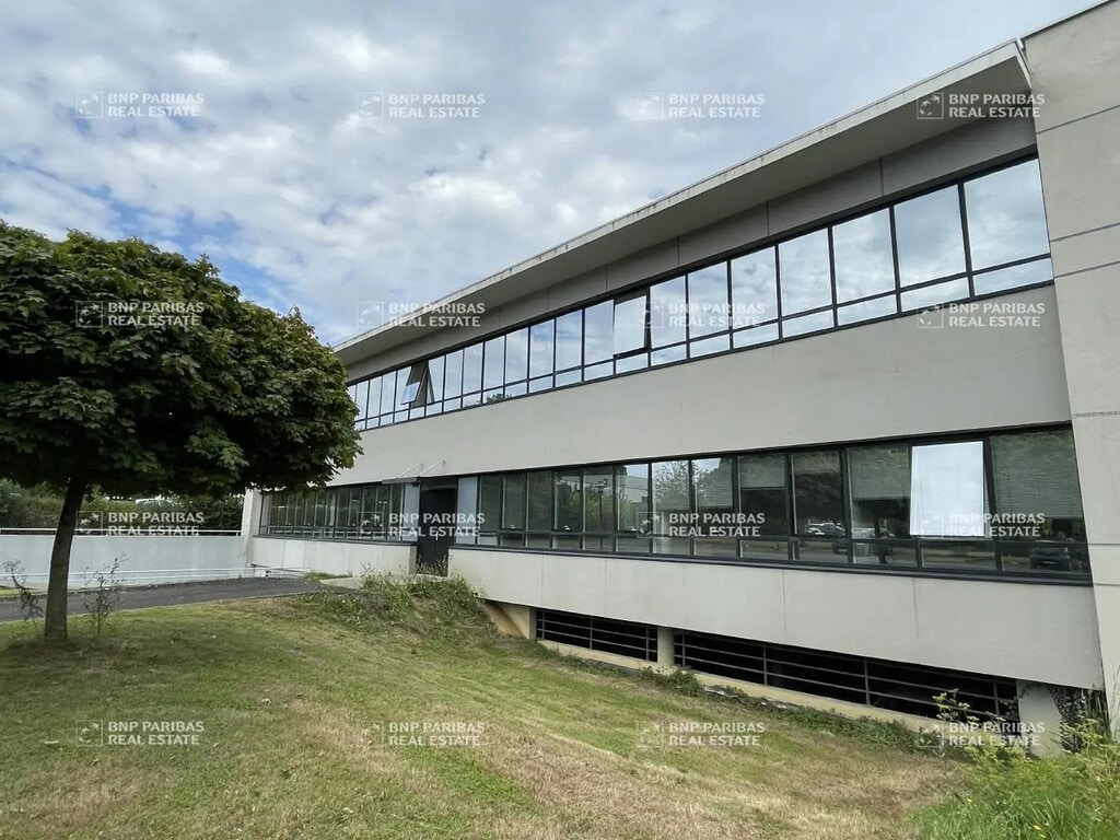 Location Bureaux 185 m² à 450 m² - Photo 1