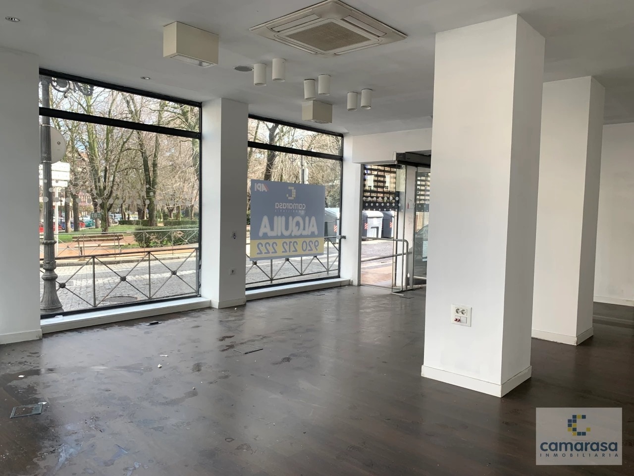 Retail in Ávila, Ávila to rent Interior Photo- Image 1 of 6