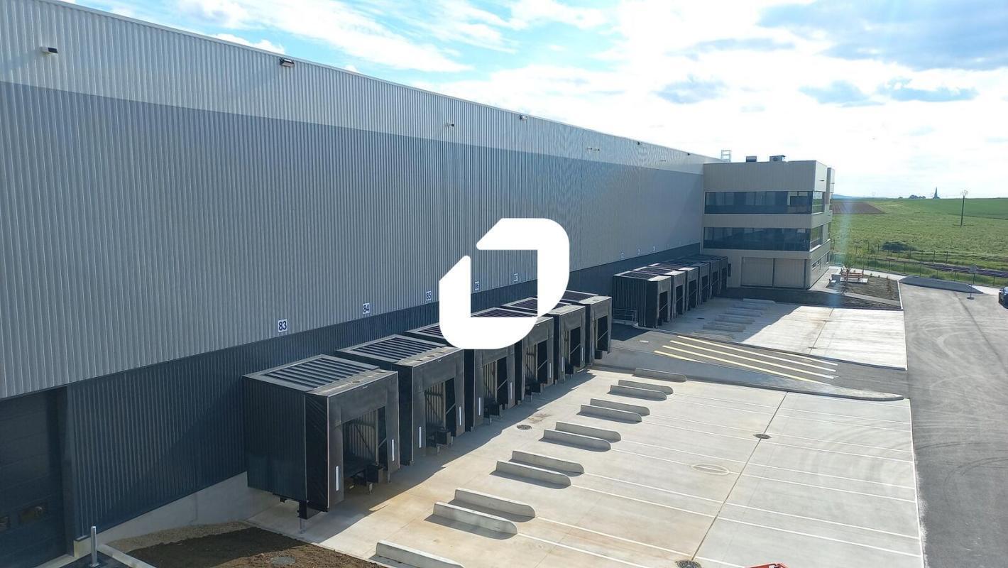 Light Industrial in Nanteuil-le-Haudouin to rent Building Photo- Image 1 of 21