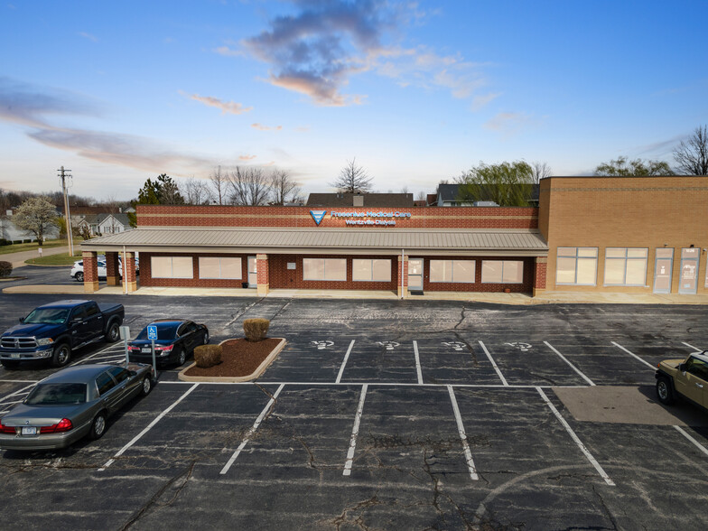 1534-1558 W Meyer Rd, Wentzville, MO for sale - Building Photo - Image 1 of 1