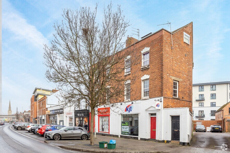 8A Worcester St, Gloucester to rent - Building Photo - Image 3 of 3