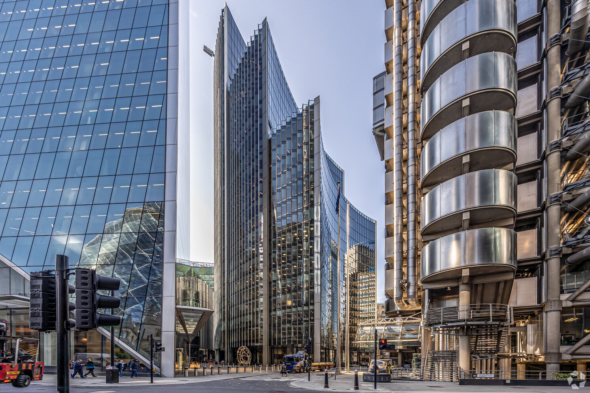 51 Lime St, London to rent Building Photo- Image 1 of 9