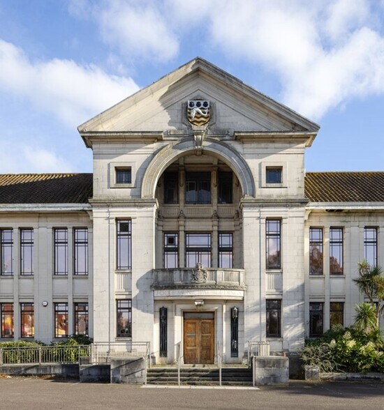 Bourne Av, Bournemouth for sale - Building Photo - Image 3 of 8