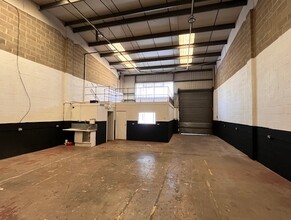 Moseley St, Burton On Trent to rent Interior Photo- Image 1 of 4