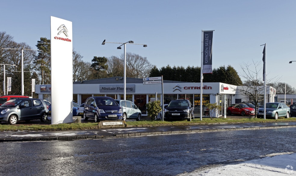 Macadam Pl, Dundee to rent - Primary Photo - Image 1 of 1