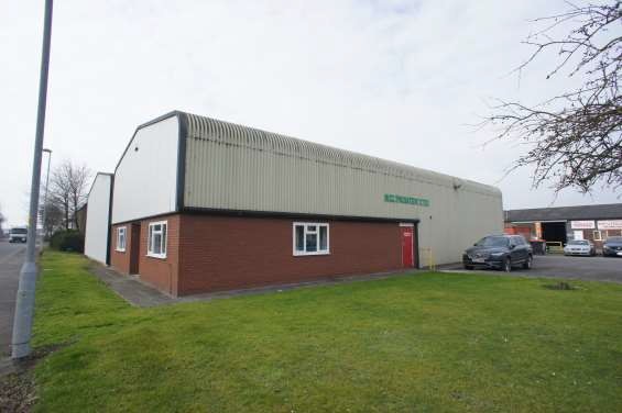 Moat Rd, Westbury for sale Primary Photo- Image 1 of 1