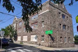 4290 Penn St, Philadelphia, PA for rent - Primary Photo - Image 1 of 15