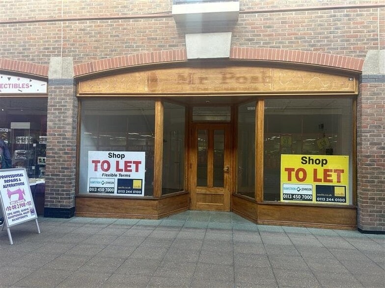 Carlton Ln, Castleford to rent - Building Photo - Image 2 of 10