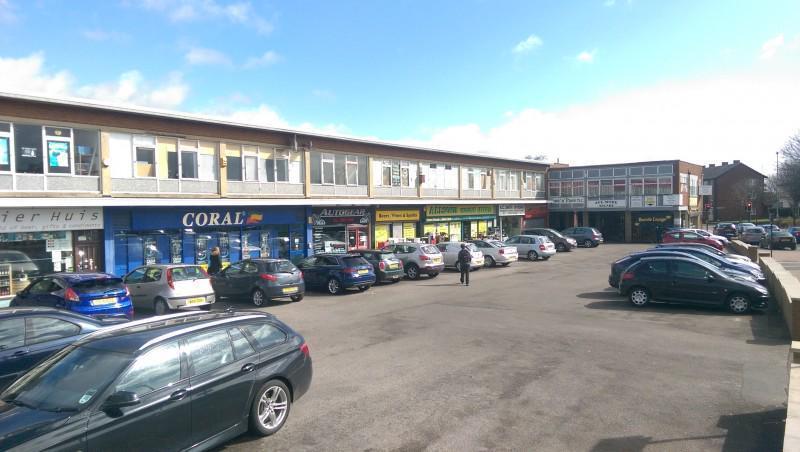 9 Towngate, Ossett to rent - Building Photo - Image 3 of 6