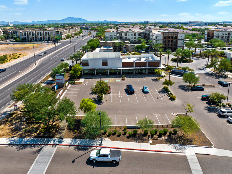 2540 S San Tan Village Pky, Gilbert, AZ for rent - Building Photo - Image 2 of 8