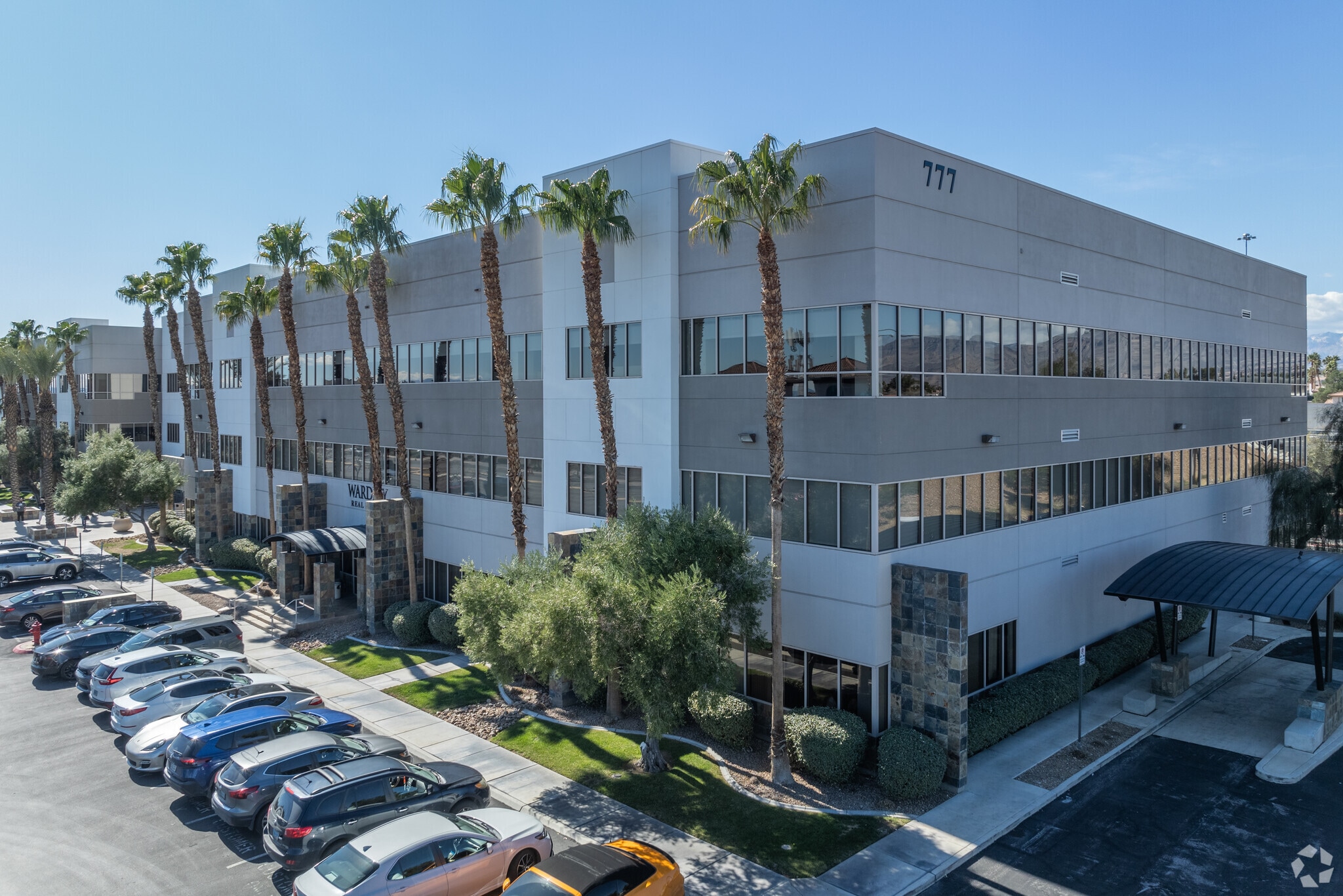 777 N Rainbow Blvd, Las Vegas, NV to rent Primary Photo- Image 1 of 5