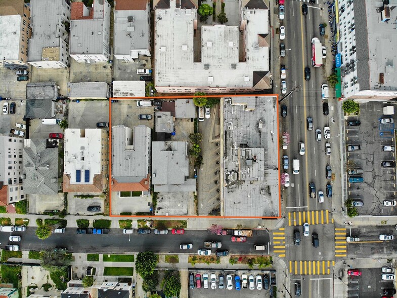 3242 W 8th St, Los Angeles, CA for sale - Building Photo - Image 1 of 8