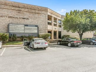 More details for 1018 N Mound St, Nacogdoches, TX - Office for Sale