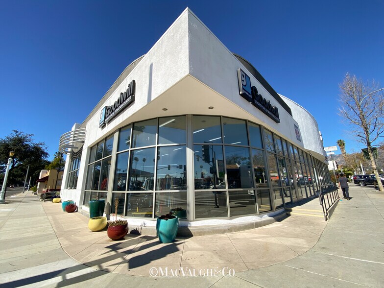 701711 N Lake Ave, Pasadena 91104 UK