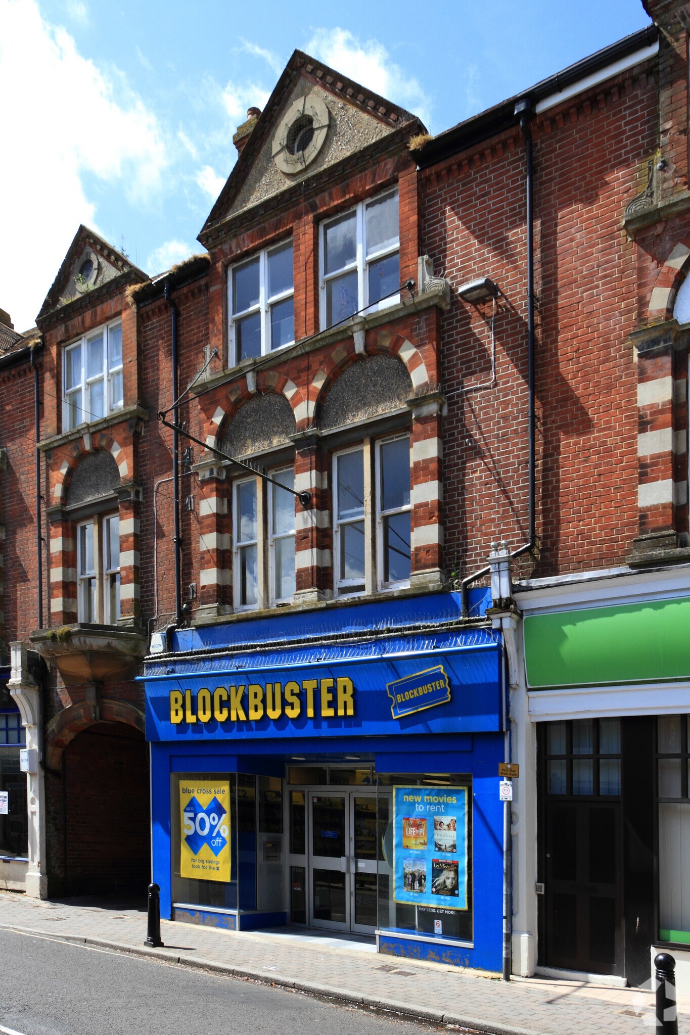 12 Chapel St, Petersfield for sale Primary Photo- Image 1 of 1