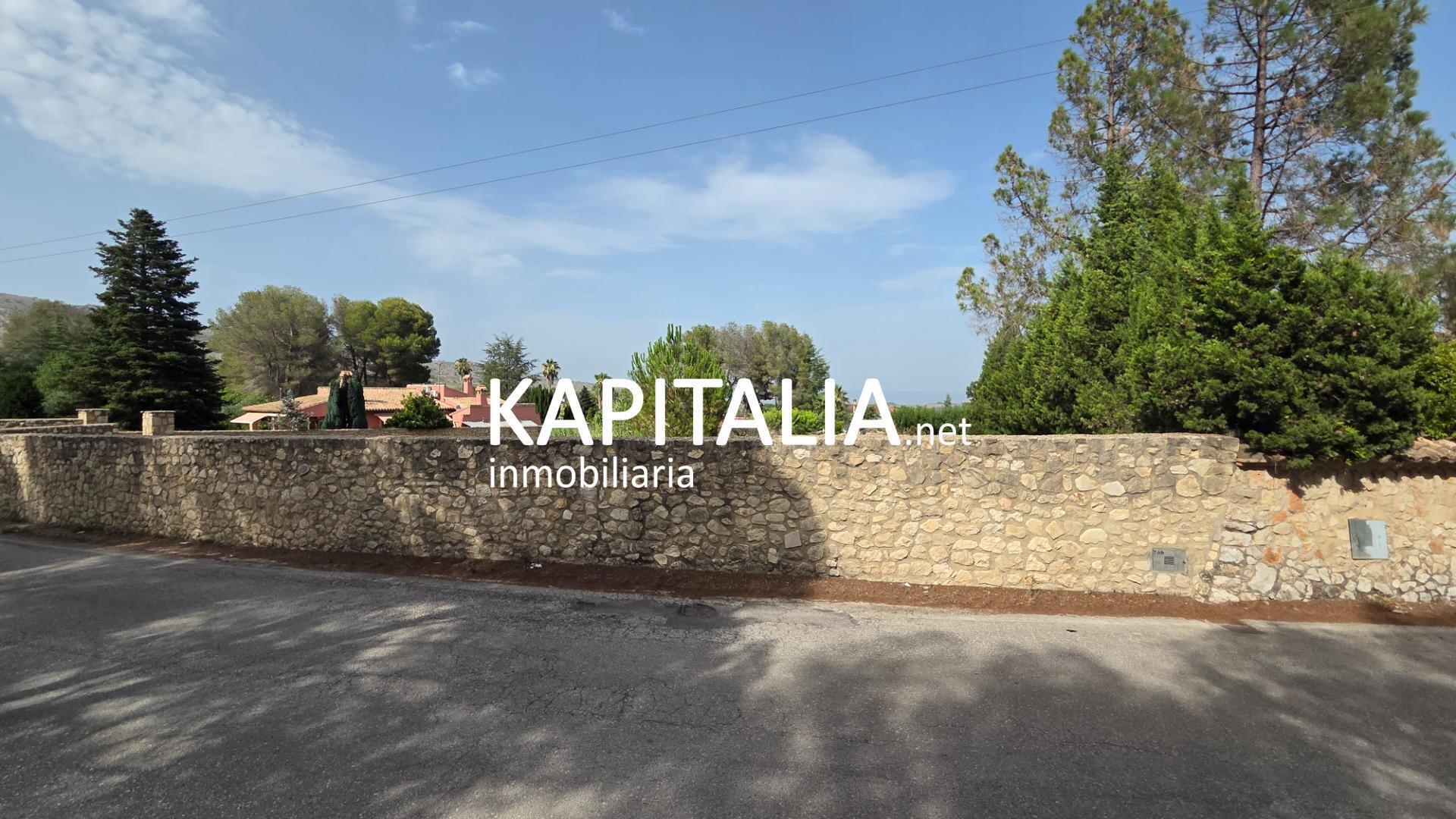 Land in Ontinyent, Valencia for sale Building Photo- Image 1 of 9