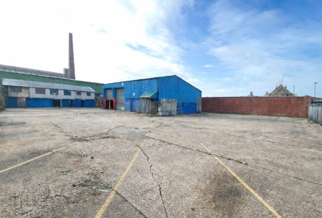 More details for Campbell St, Preston - Industrial to Rent
