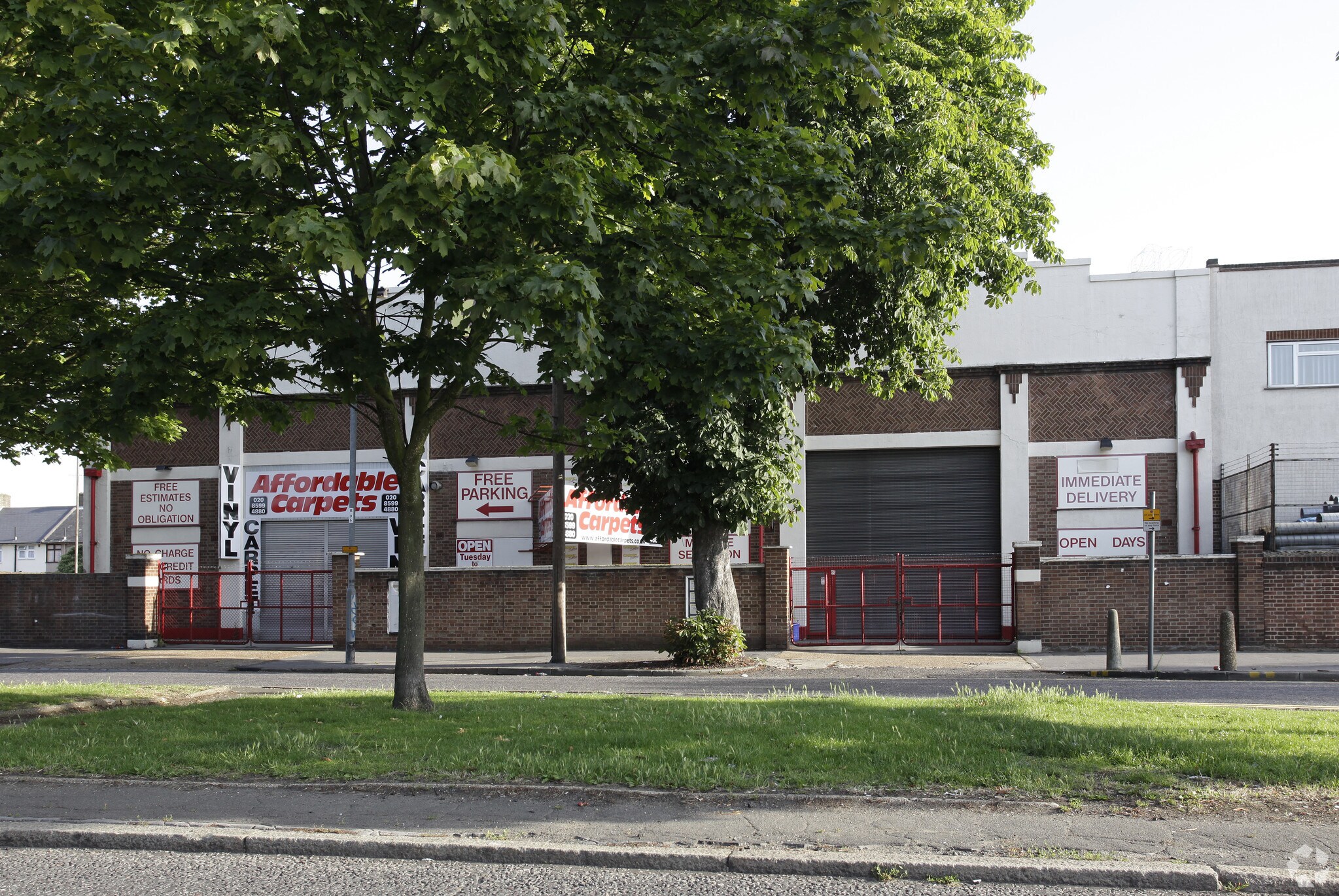 421 Becontree Ave, Dagenham for sale Primary Photo- Image 1 of 1