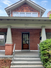 202 S 11th St, Nashville, TN for sale Building Photo- Image 1 of 1