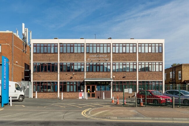 More details for Thames Rd, Crayford - Office to Rent