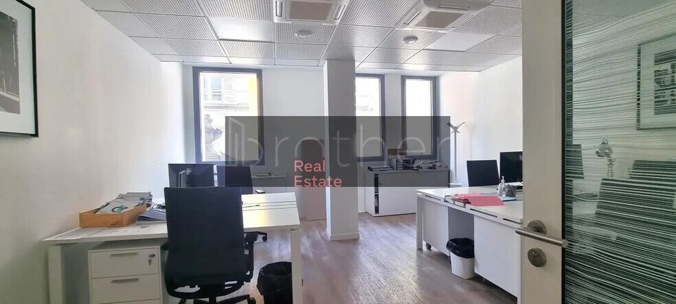 Office in Bordeaux to rent - Interior Photo - Image 2 of 6