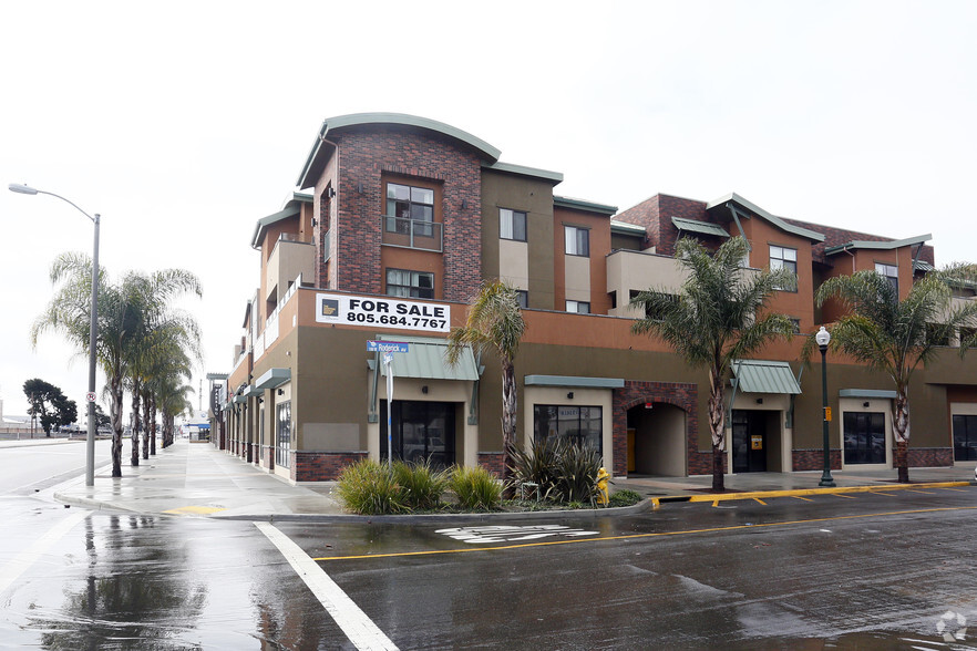 705 N Oxnard Blvd, Oxnard, CA for rent - Building Photo - Image 2 of 10