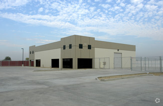 More details for 3559 Landco Dr, Bakersfield, CA - Industrial for Rent