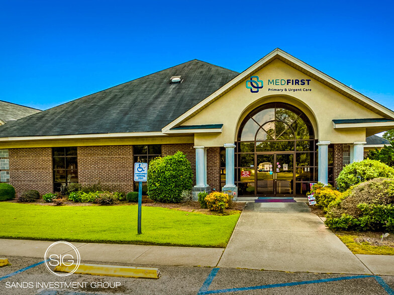 608 E Columbia Ave, Leesville, SC for sale - Primary Photo - Image 1 of 1