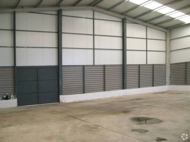 Industrial in Valverde del Majano, Segovia to rent - Interior Photo - Image 1 of 1