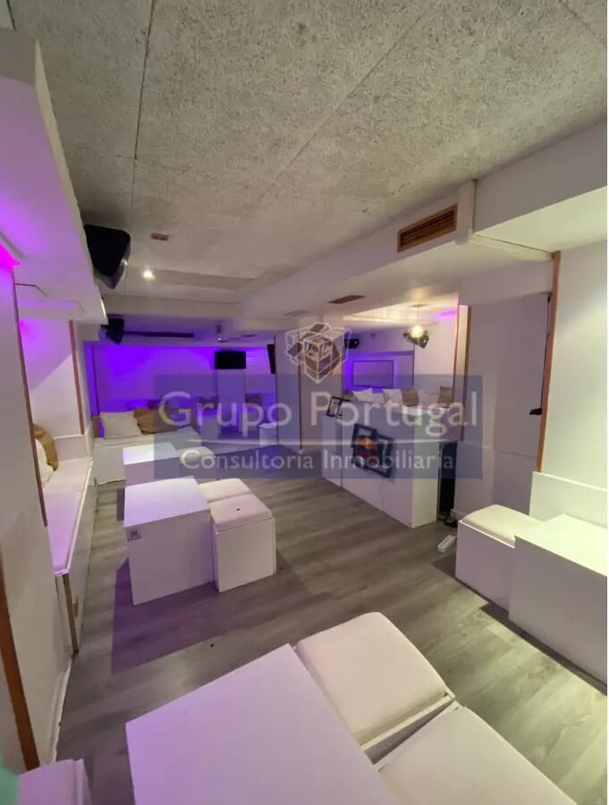 Madrid, MAD 28036 -  -  - Interior Photo - Image 2 of 4