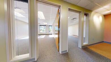 900 Victors Way, Ann Arbor, MI to rent Interior Photo- Image 1 of 9