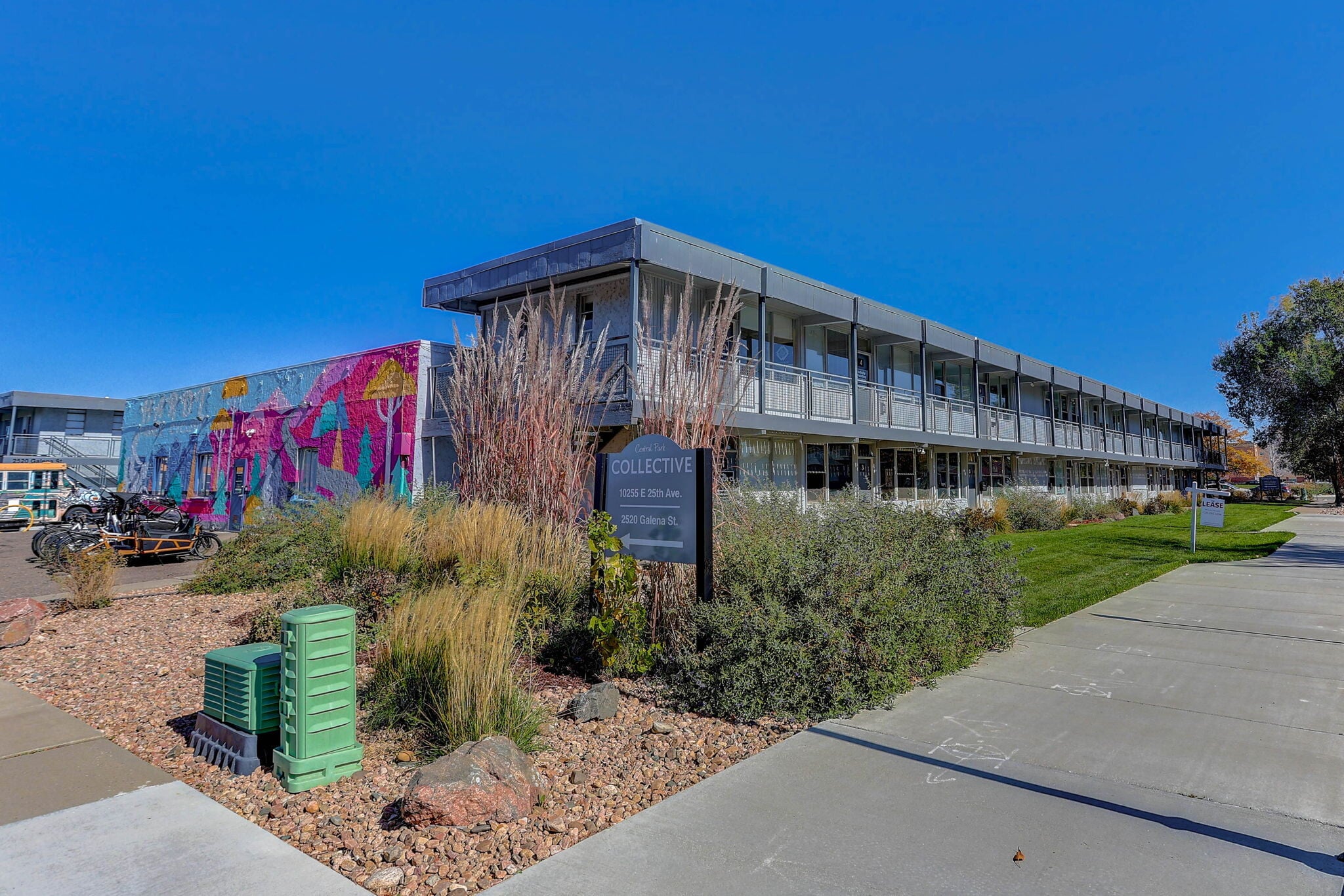 10255 E 25th Ave, Aurora, CO to rent Interior Photo- Image 1 of 8