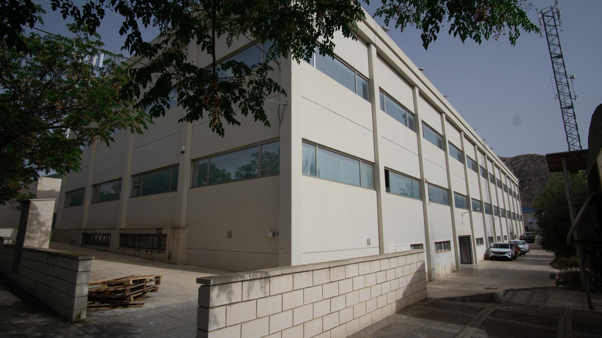 Industrial in Elda, Alicante for sale Building Photo- Image 1 of 3