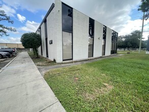 10480 Grant Rd, Houston, TX for rent Building Photo- Image 1 of 27