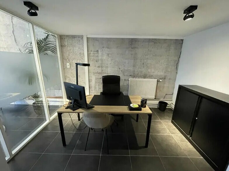 Office in Lyon to rent - Interior Photo - Image 3 of 12