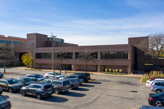 2010 S Arlington Heights Rd, Arlington Heights, IL for rent Building Photo- Image 1 of 6