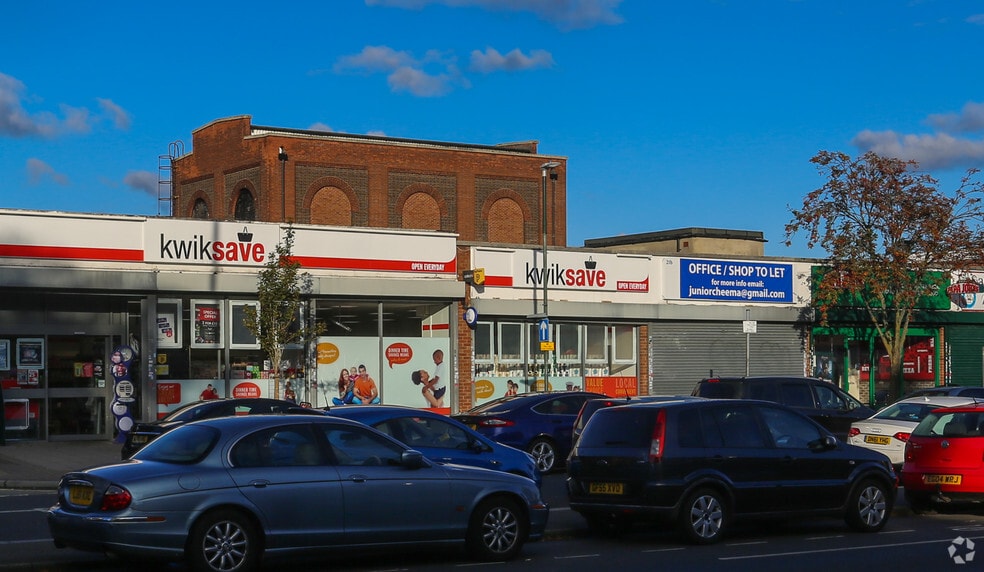 21 Picardy St, Belvedere to rent - Primary Photo - Image 1 of 6