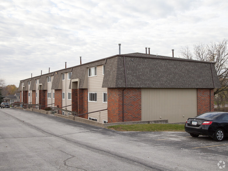 605 W 53rd St, Davenport, IA for sale - Primary Photo - Image 1 of 1